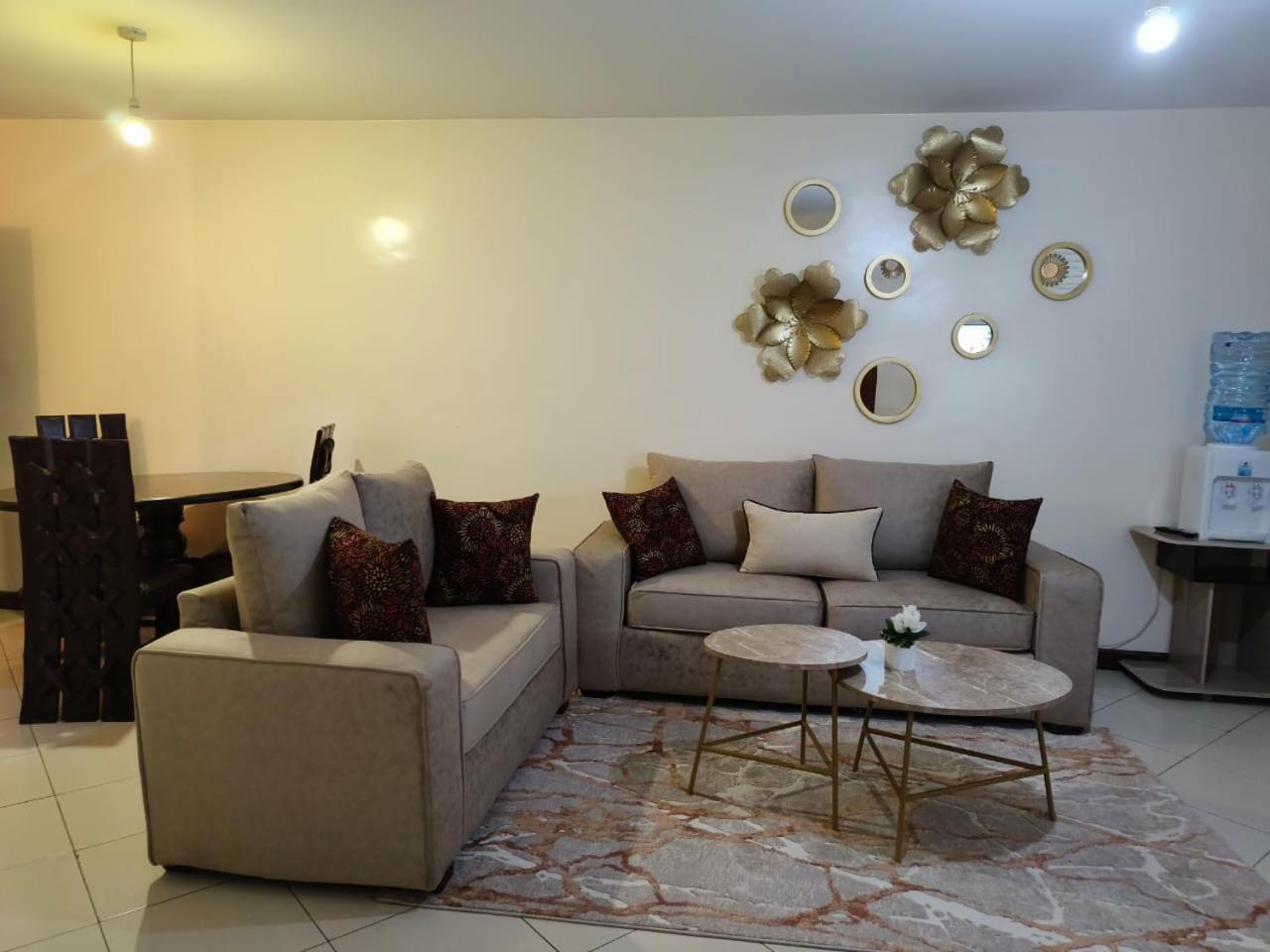 Zoe Homes Westpointe 1 And 2 Bedroom West Estate Mbagathi Way Madaraka Estate Strathmore * Nairobi
