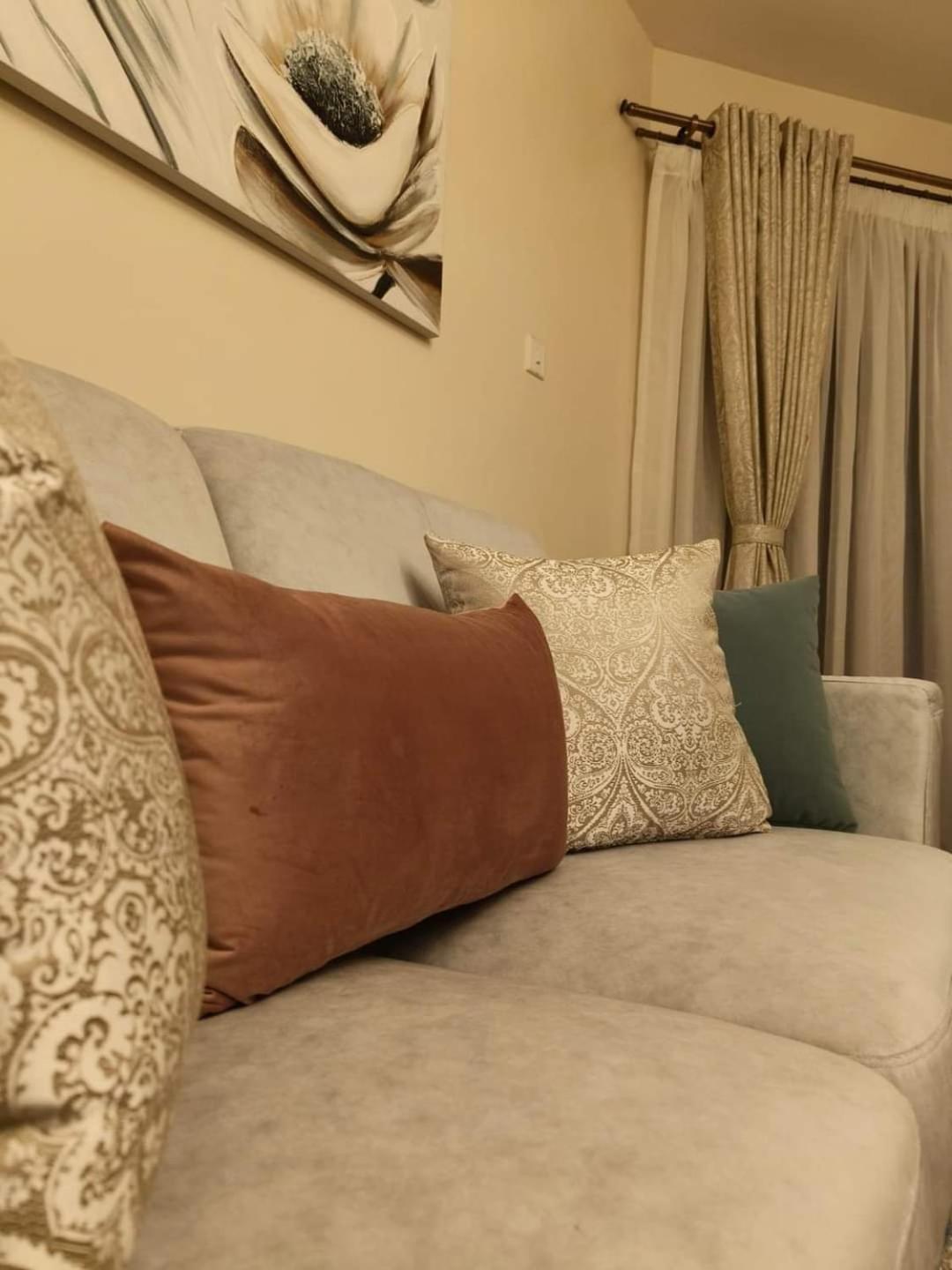 Zoe Homes Westpointe 1 And 2 Bedroom West Estate Mbagathi Way Madaraka Estate Strathmore * Nairobi